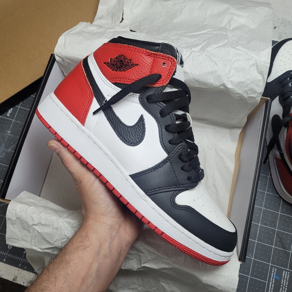 Nike Air Jordan 1 High Black Toe Custom Size 7 Youth